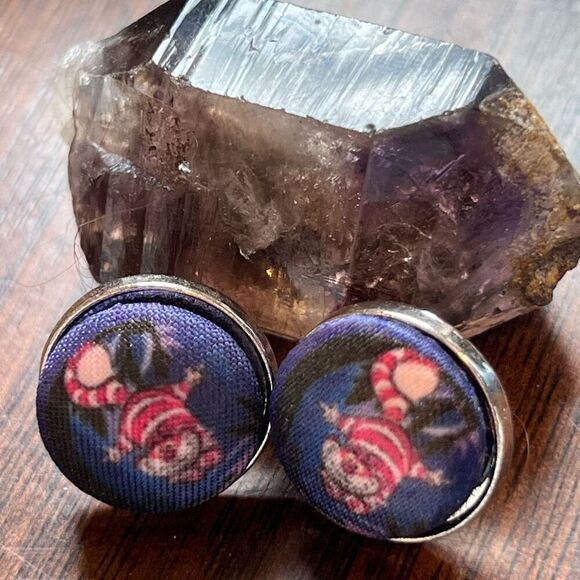 Vintage Disney Cheshire Cat Stud Earrings - Picture 1 of 6